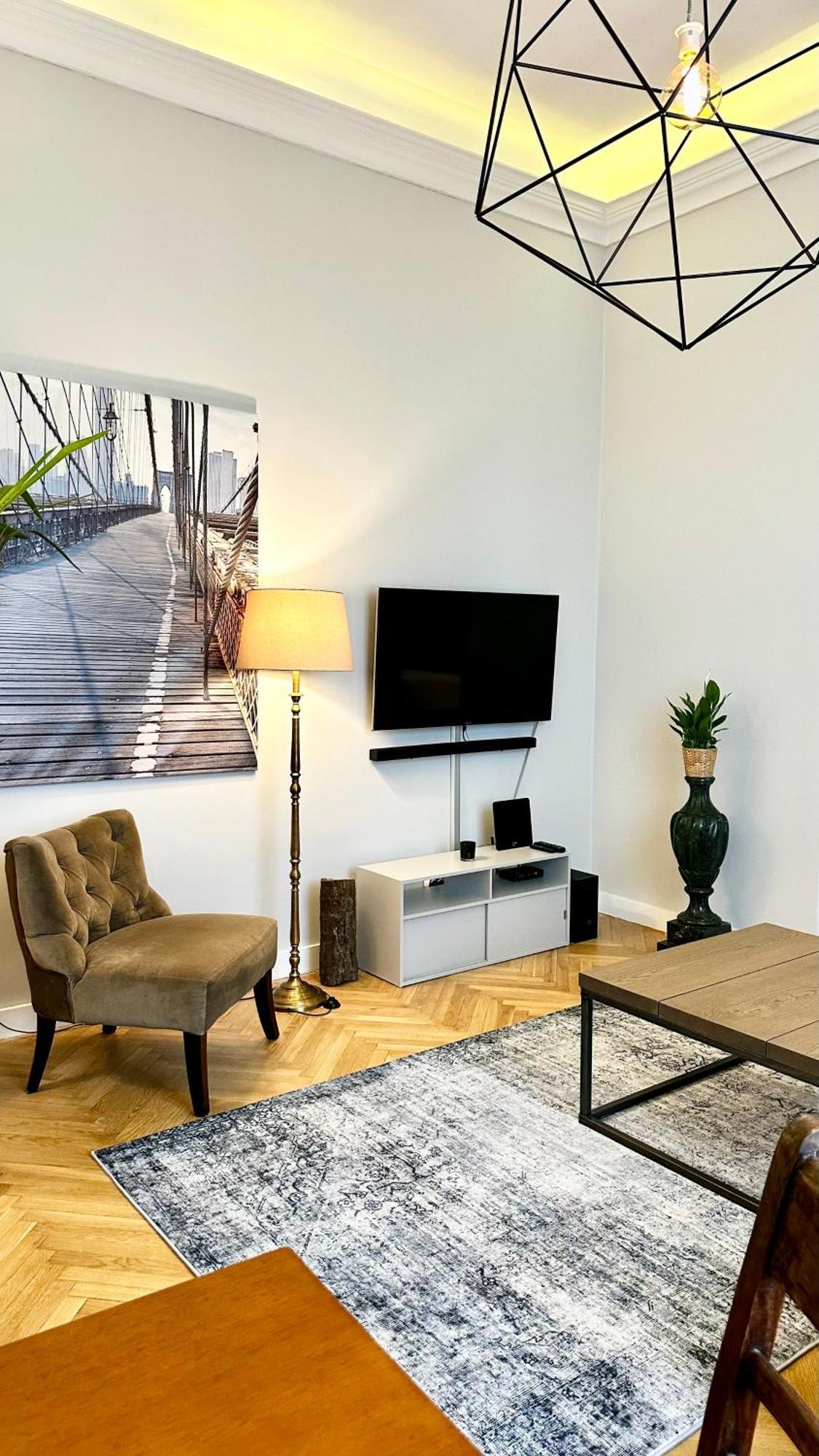 4M High Apartment In Heart Of Warsaw! Esterno foto